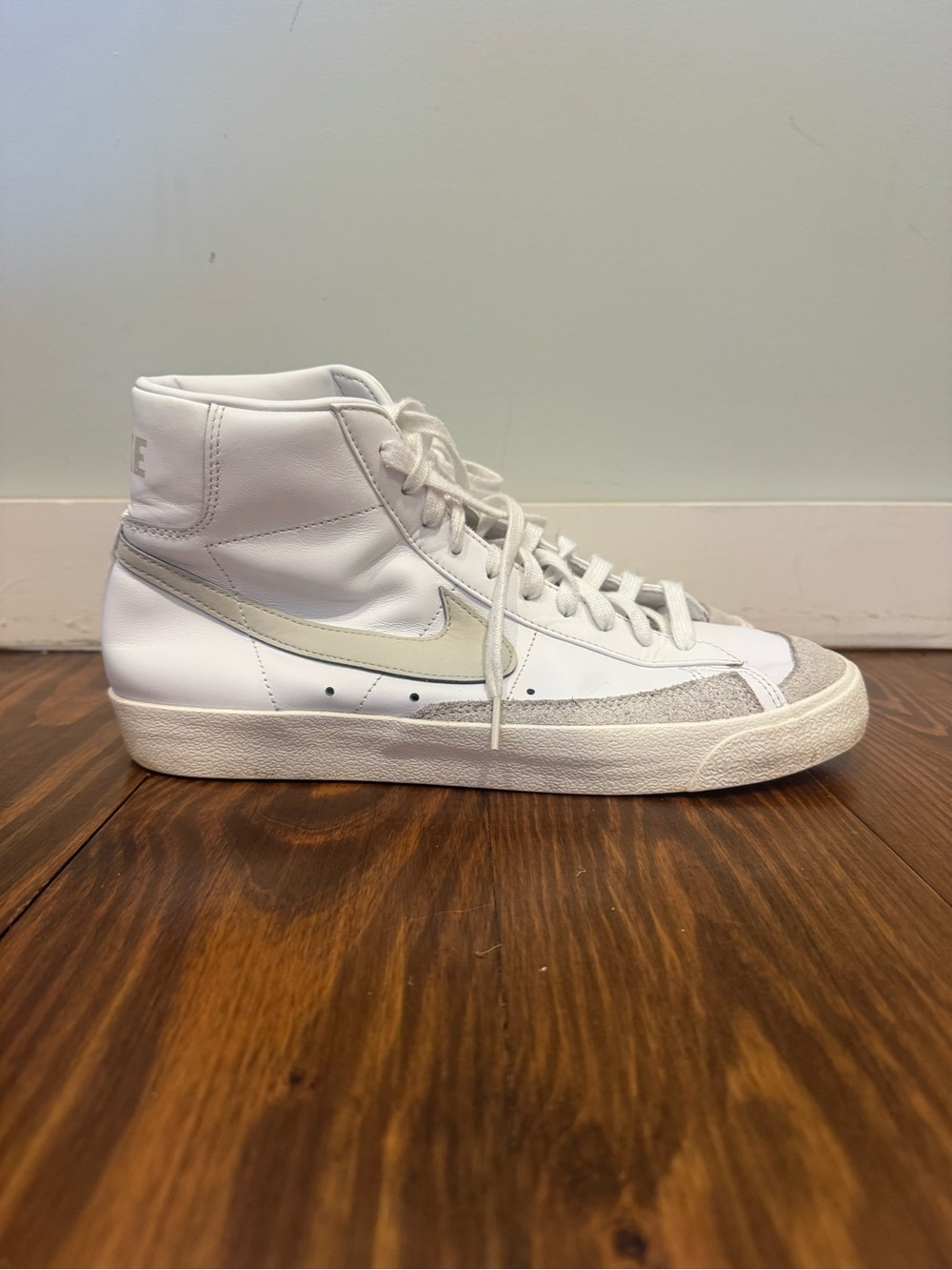 Nike Men's White High-Top Sneakers with Light Gray Accents